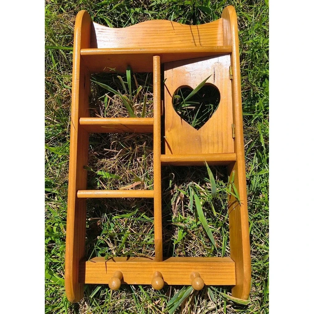 1980-90s Handcrafted Pine Wall Display/Trinket/Shadow Shelf 18
